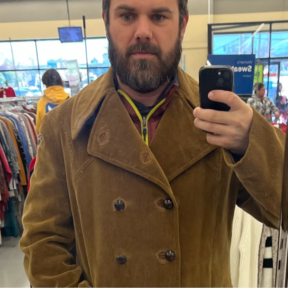 Meet your Posher, Adam